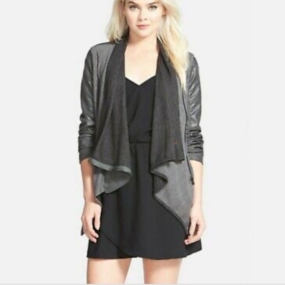 ⭐️BLANK NYC⭐️VINTAGE Waterfall Drape front Vegan Faux Moto Zip Jacket Size: XS - Picture 5 of 11